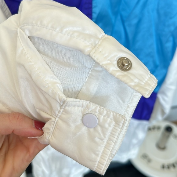 VINTAGE ADIDAS light jacket early 90s - Picture 9 of 10